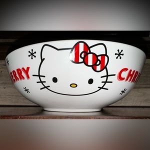 Hello Kitty salad bowl/ chips bowl - NEW